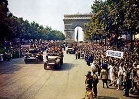 French 2nd Armored Division parade down Champs Élysées, August 25, 1944