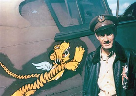 Flying Tigers: AVG squadron flight leader Robert "R.T." Smith