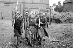 Members of the League of German Girls during 1939 harvest season
