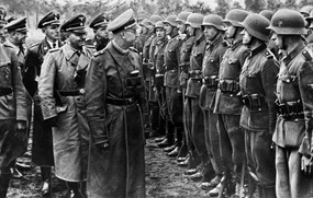 Waffen-SS: Himmler reviews Ukrainian SS Division Galicia