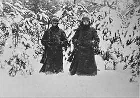 German soldiers in heavy snow west of Moscow, December 1941