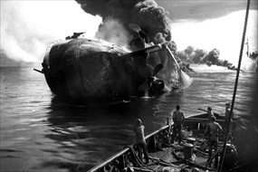 Kaiten human-piloted torpedo: Final moments of the auxiliary fleet oiler USS Mississinewa, Ulithi, November 20 1944