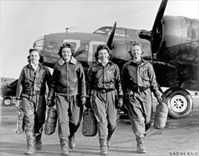 Women Airforce Service Pilots (WASP): WASP pilots training on B-17s