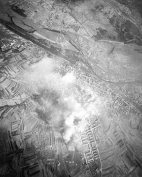 Schweinfurt-Regensburg Raid: Schweinfurt under attack, August 17, 1943
