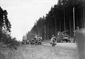Battle of Schmidt Huertgen Forest: 28th Infantry Division assume defensive positions