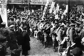 Operation August Storm: Japanese reinforcements depart for the Manchurian front Operation August Storm: Japanese reinforcements depart for the Manchurian front